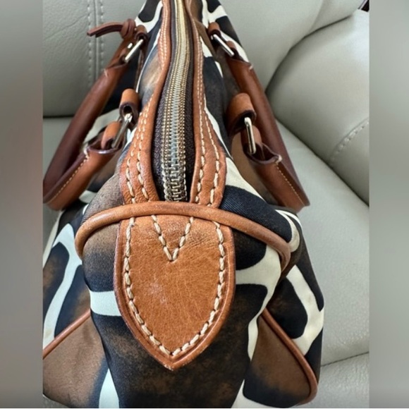 Rare Vintage Dooney & Bourke giraffe print satchel! EUC - Picture 3 of 15